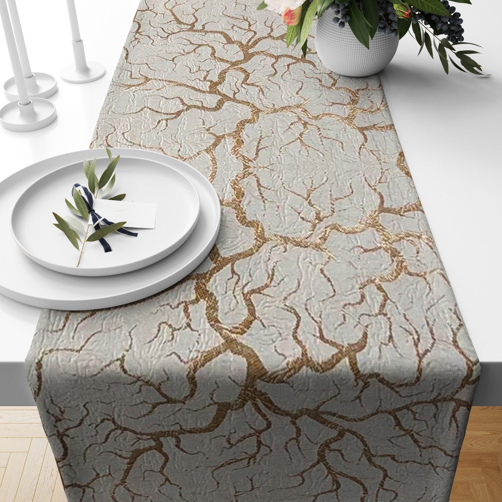 Shanghai - Zarif Table Runner