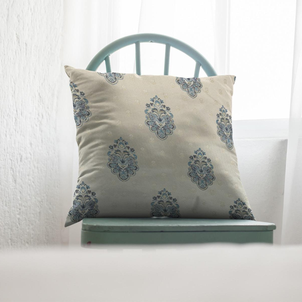 Shanghai - Talqeen Throw Pillow Cover