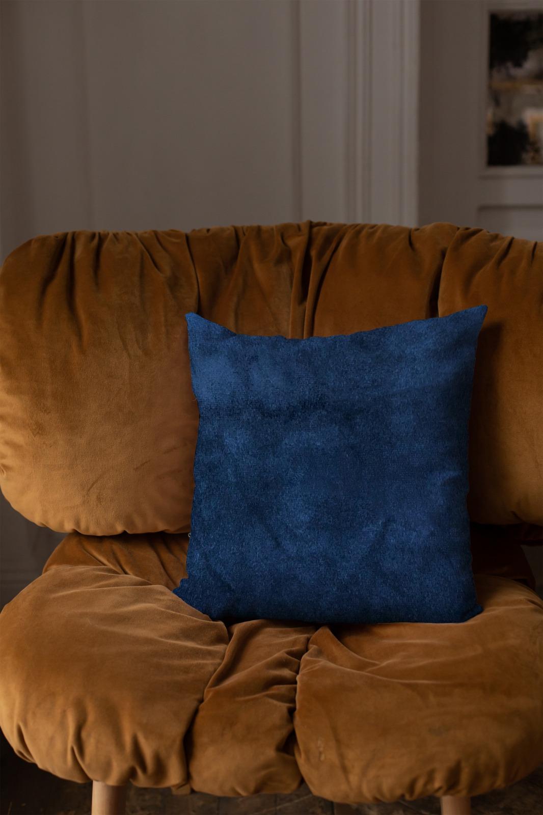 Malai Velvet - Midnight Throw Pillow Cover